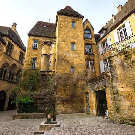 Maison Proche Sarlat Avec Piscine Privee 度假居